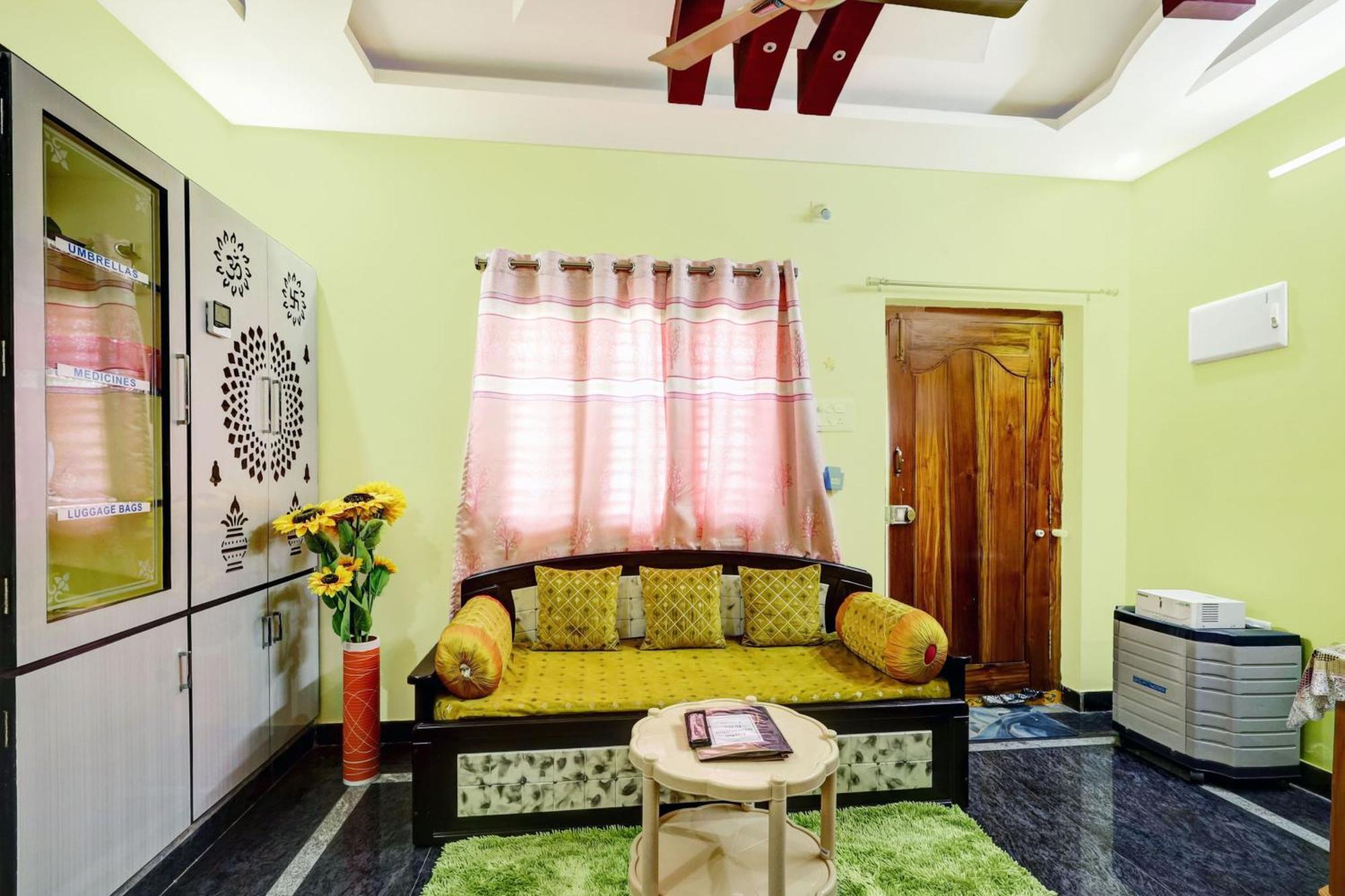 Sri Sakthi Home Stay - Beyond The Expectations- 10 To 15 Minutes Drive From Railway Station And Bus Station Τιρουπάτι Εξωτερικό φωτογραφία